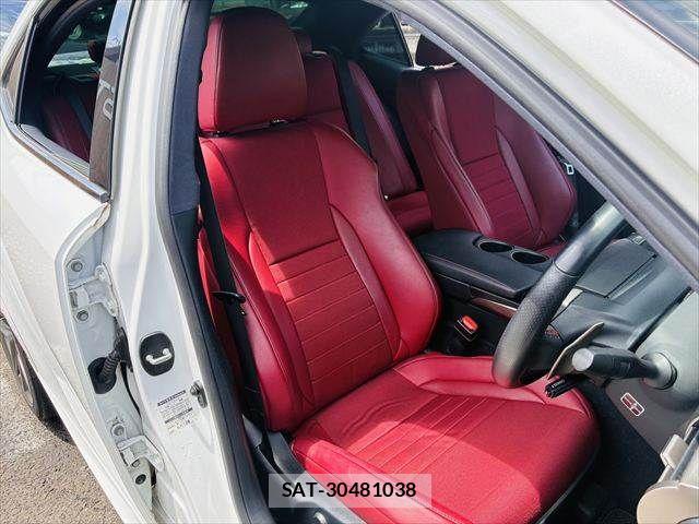 Lexus IS 2013-07 7962390-8