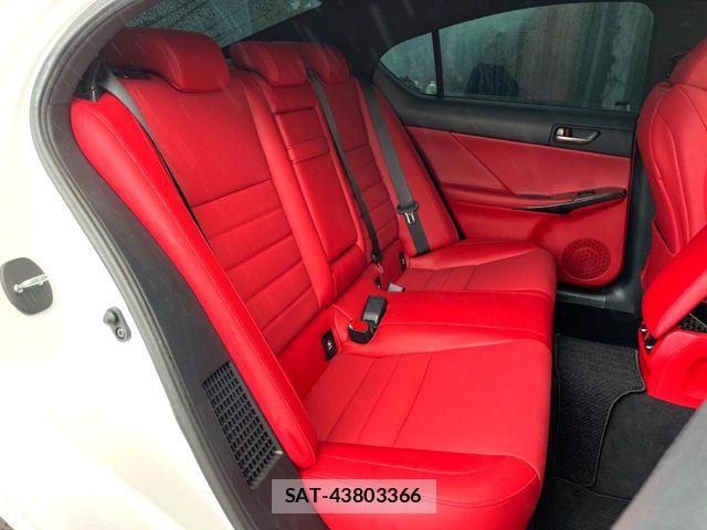 Lexus IS 2021-02 7979757-13