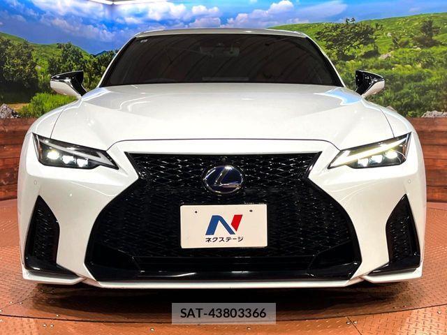 Lexus IS 2021-02 7979757-15
