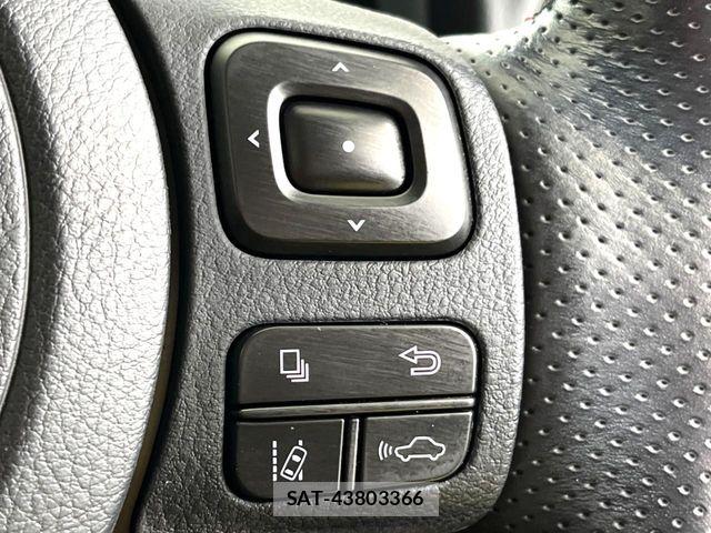 Lexus IS 2021-02 7979757-7