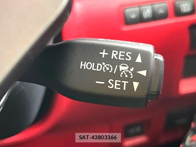 Lexus IS 2021-02 7979757-8