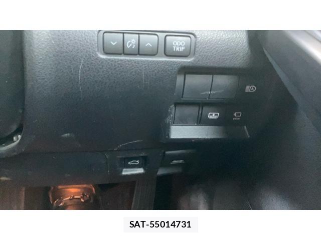 Lexus IS 2021-01 7979758-9