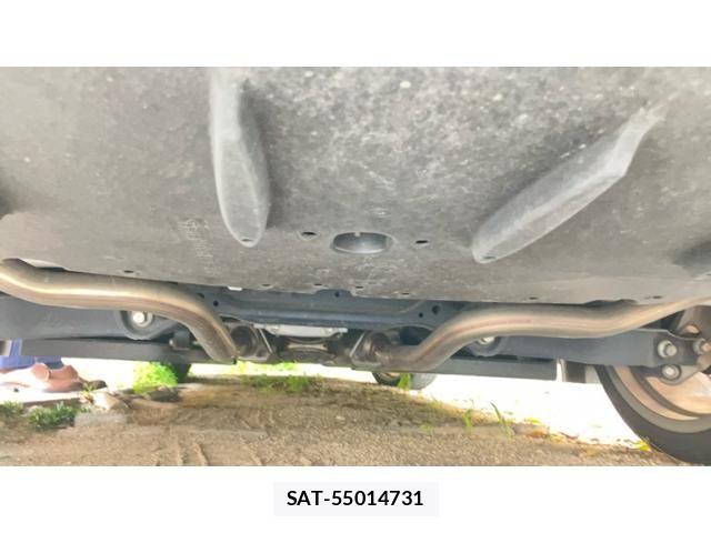 Lexus IS 2021-01 7979758-15