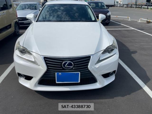 Lexus IS 2013-08 7979761-0