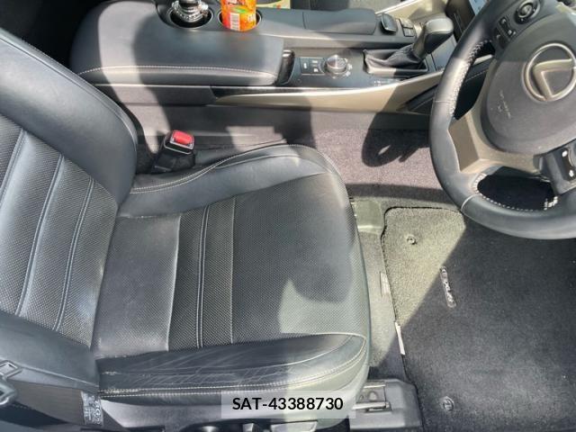 Lexus IS 2013-08 7979761-14