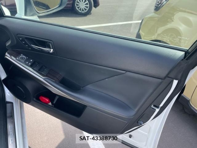 Lexus IS 2013-08 7979761-17