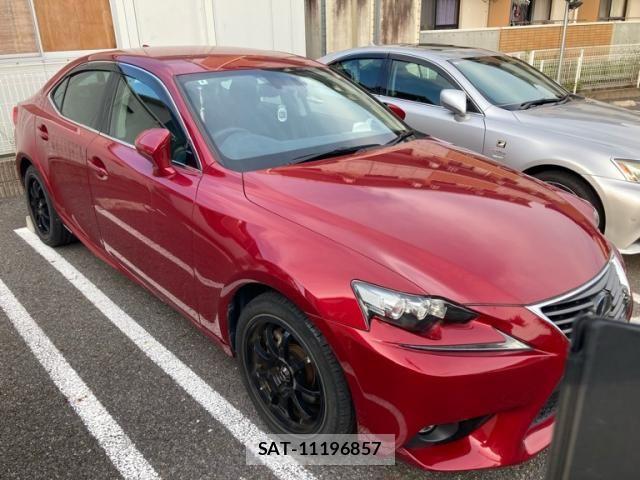 Lexus IS 2014-08 7979760-1