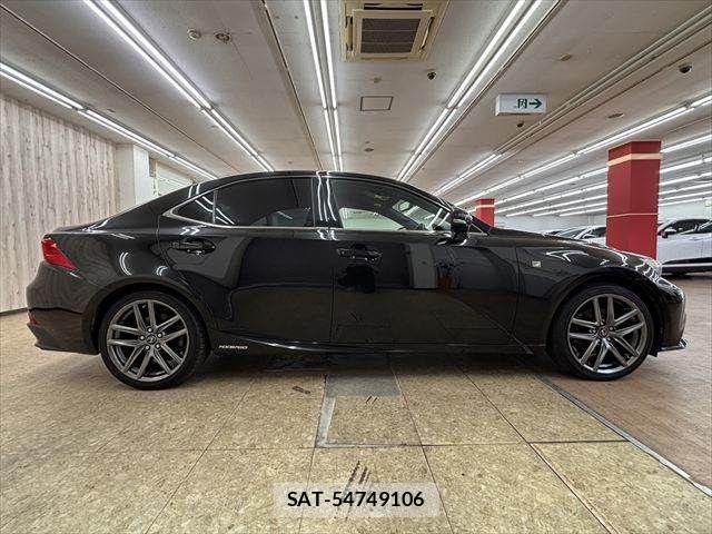 Lexus IS 2014-07 8036425-15