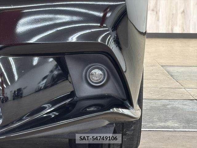 Lexus IS 2014-07 8036425-21