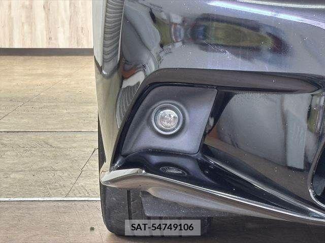 Lexus IS 2014-07 8036425-23