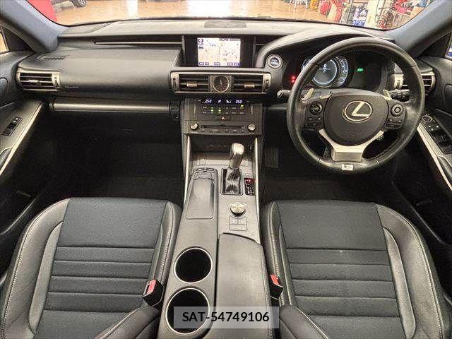 Lexus IS 2014-07 8036425-2