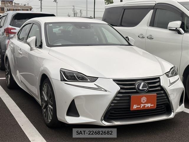 Lexus IS 2020-01 8036414-0