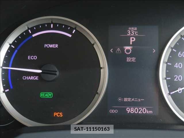 Lexus IS 2015-07 8036418-4