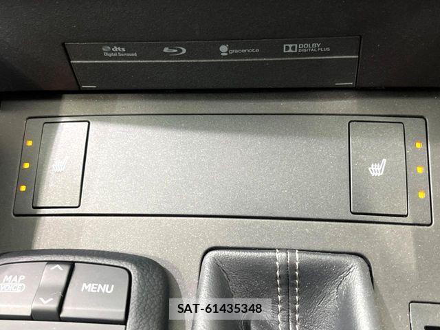 Lexus IS 2015-02 8036417-5