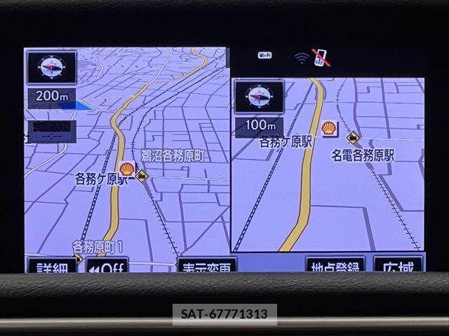 Lexus IS 2013-06 8036420-4