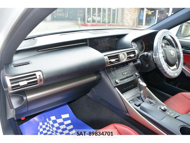 Lexus IS 2014-07 8036416-14