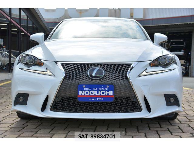 Lexus IS 2014-07 8036416-1