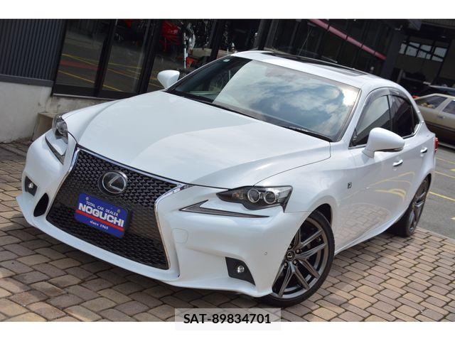 Lexus IS 2014-07 8036416-19