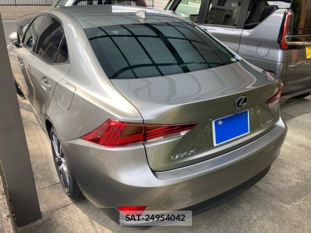 Lexus IS 2019-09 8036415-5