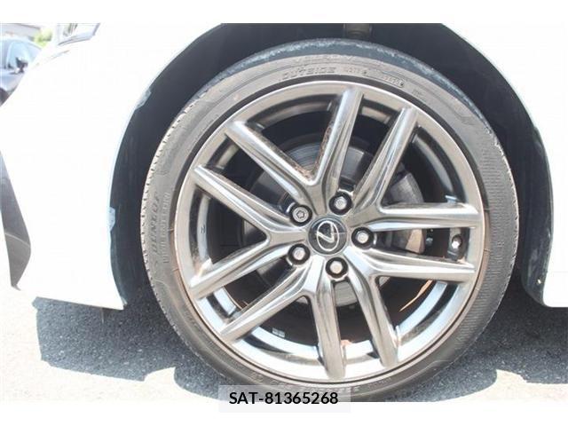 Lexus IS 2017-08 8074335-28