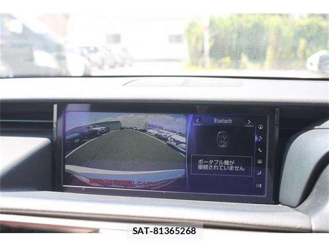 Lexus IS 2017-08 8074335-4