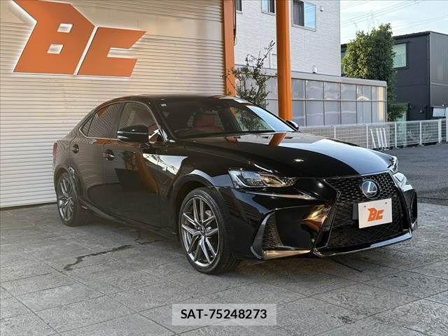 Lexus IS 2017-10 8074337-9