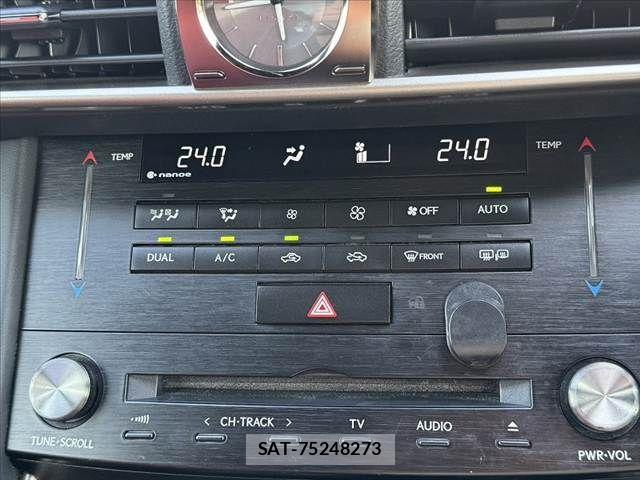 Lexus IS 2017-10 8074337-20