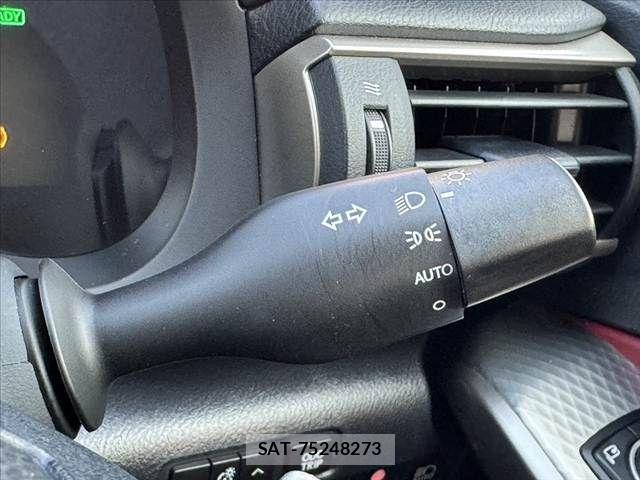 Lexus IS 2017-10 8074337-27