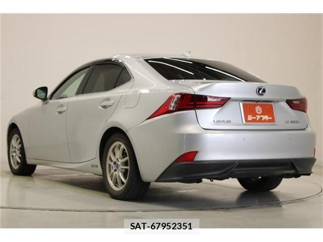 Lexus IS 2013-06 8074340-10