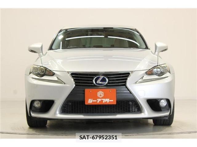 Lexus IS 2013-06 8074340-7