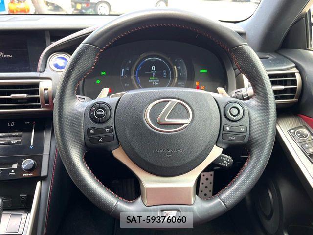 Lexus IS 2014-01 8100127-9