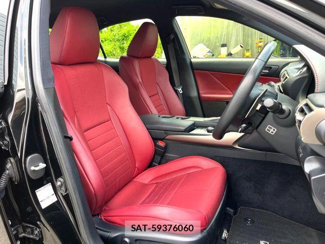 Lexus IS 2014-01 8100127-10