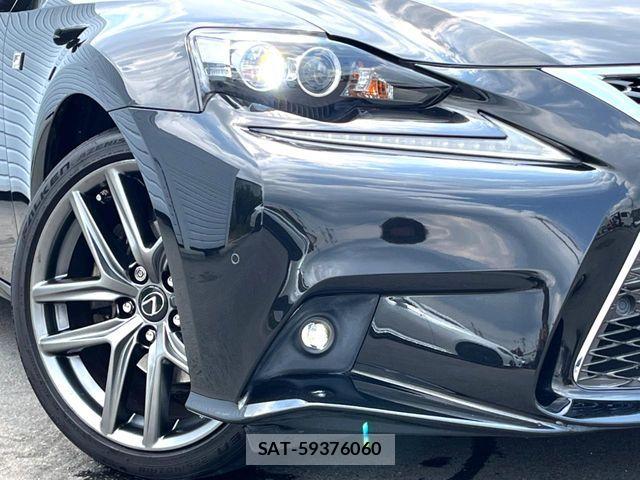 Lexus IS 2014-01 8100127-15