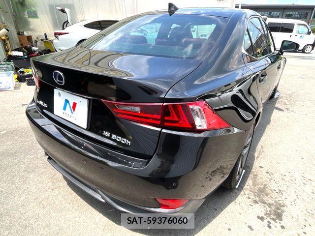 Lexus IS 2014-01 8100127-18