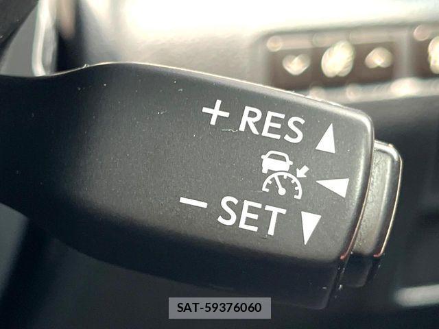 Lexus IS 2014-01 8100127-5
