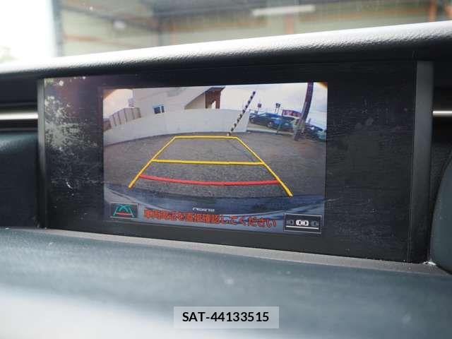 Lexus IS 2014-09 8100128-2