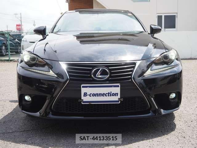Lexus IS 2014-09 8100128-3