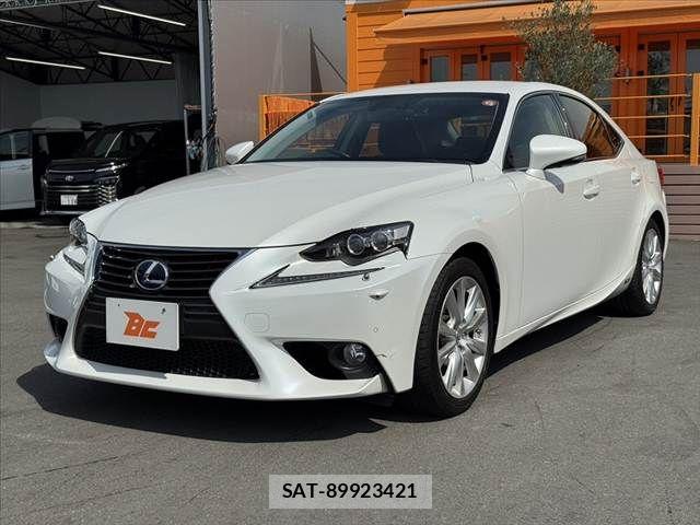 Lexus IS 2014-06 8100129-9