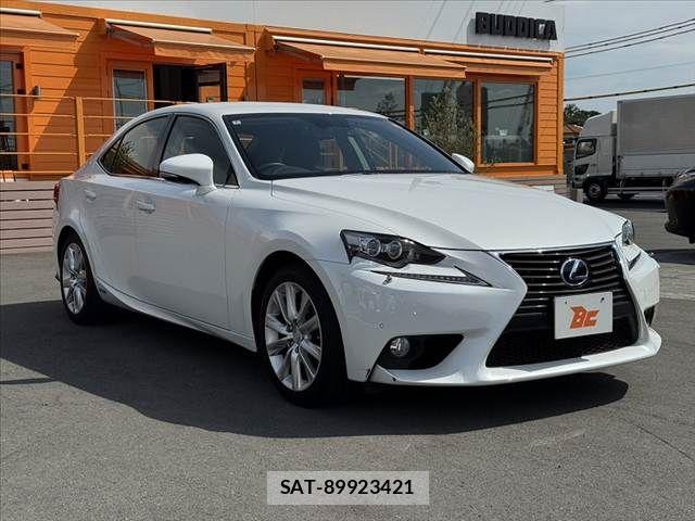 Lexus IS 2014-06 8100129-7