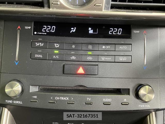 Lexus IS 2015-03 8130999-15