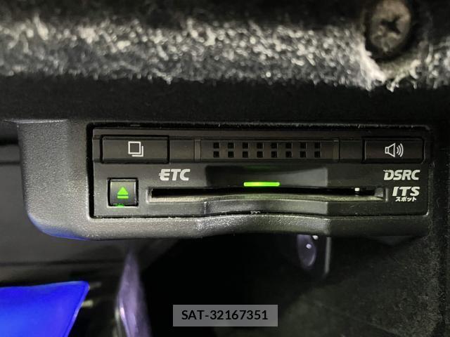 Lexus IS 2015-03 8130999-16