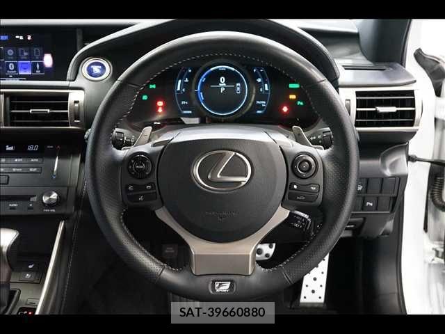 Lexus IS 2014-10 8130998-9