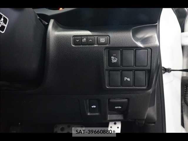 Lexus IS 2014-10 8130998-13