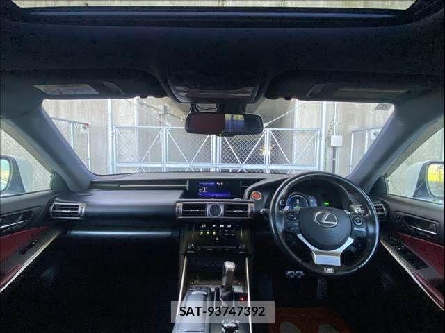 Lexus IS 2013-09 8208371-2
