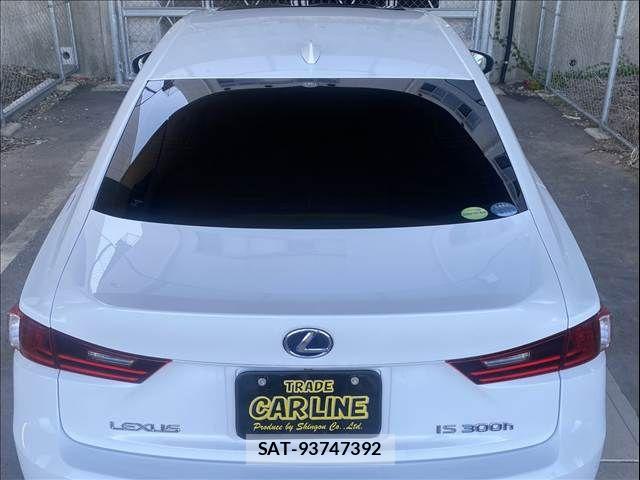 Lexus IS 2013-09 8208371-29