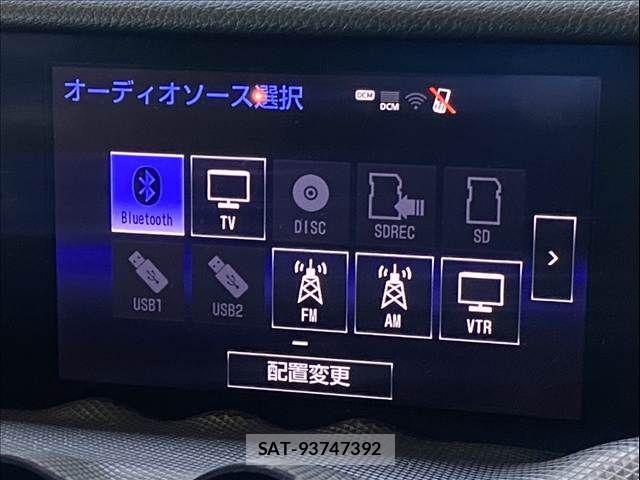 Lexus IS 2013-09 8208371-4