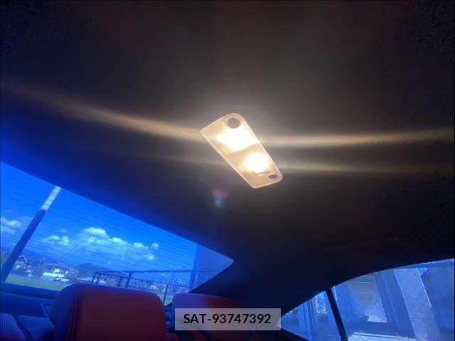 Lexus IS 2013-09 8208371-7
