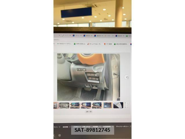 Lexus IS 2022-06 8208365-26
