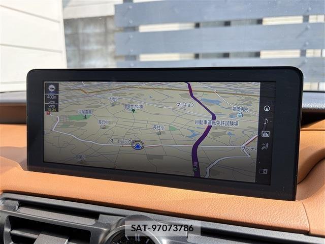 Lexus IS 2023-06 8208363-19