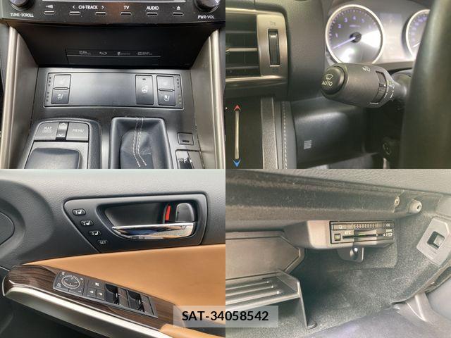 Lexus IS 2013-07 8208370-23